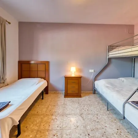 Sleeps 22 Pool Wifi Lloret de Mar